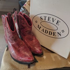 Steve Madden Red Shorty boots